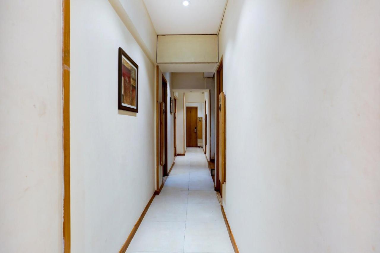 Oyo 81549 Hotel Elegance Nx Bombay Esterno foto
